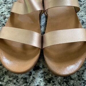 Shade and shore sandals, size 11
